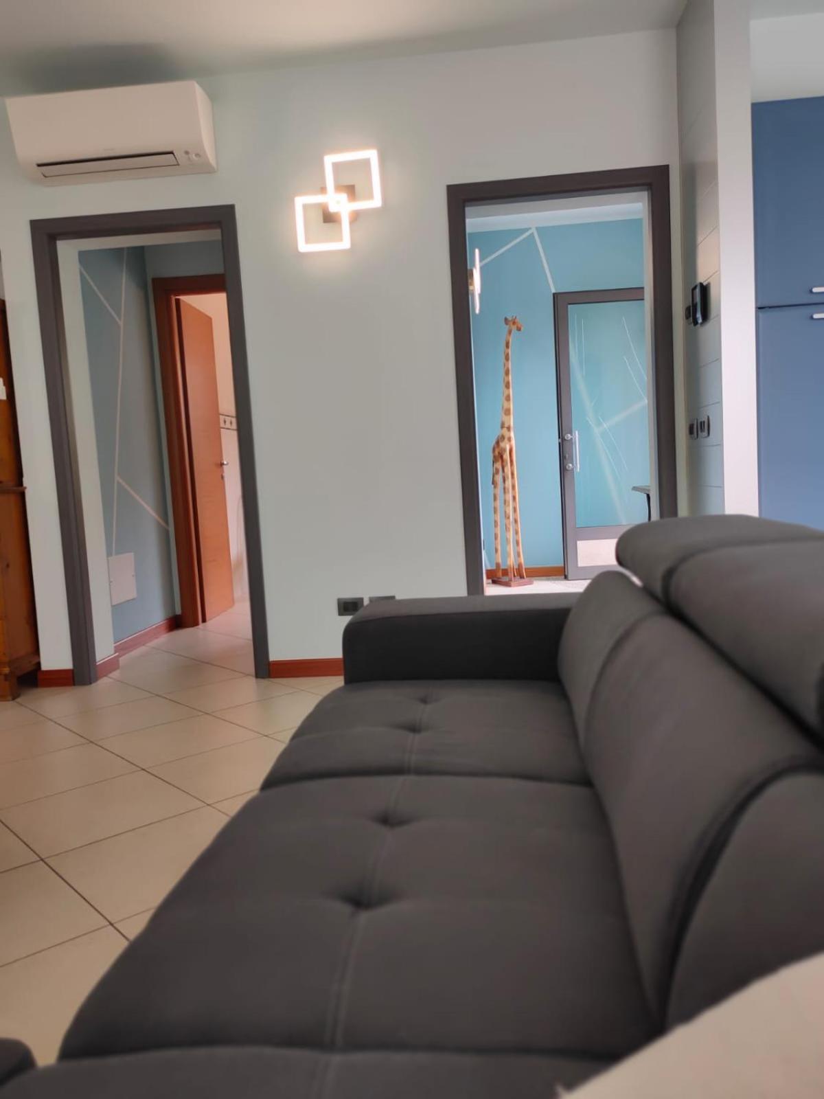 Garda Dreams Apartment Torri Del Benaco Ngoại thất bức ảnh
