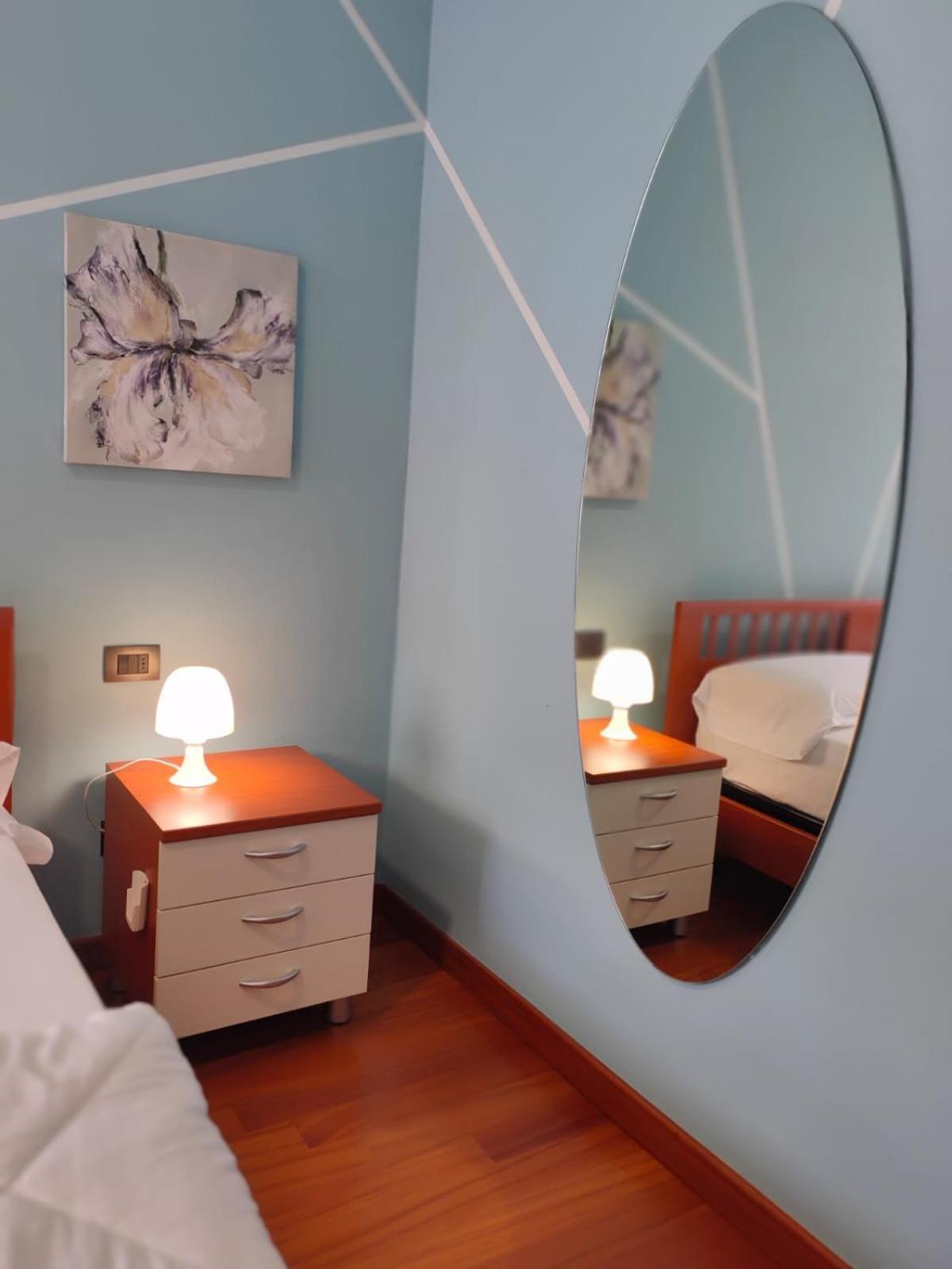 Garda Dreams Apartment Torri Del Benaco Ngoại thất bức ảnh