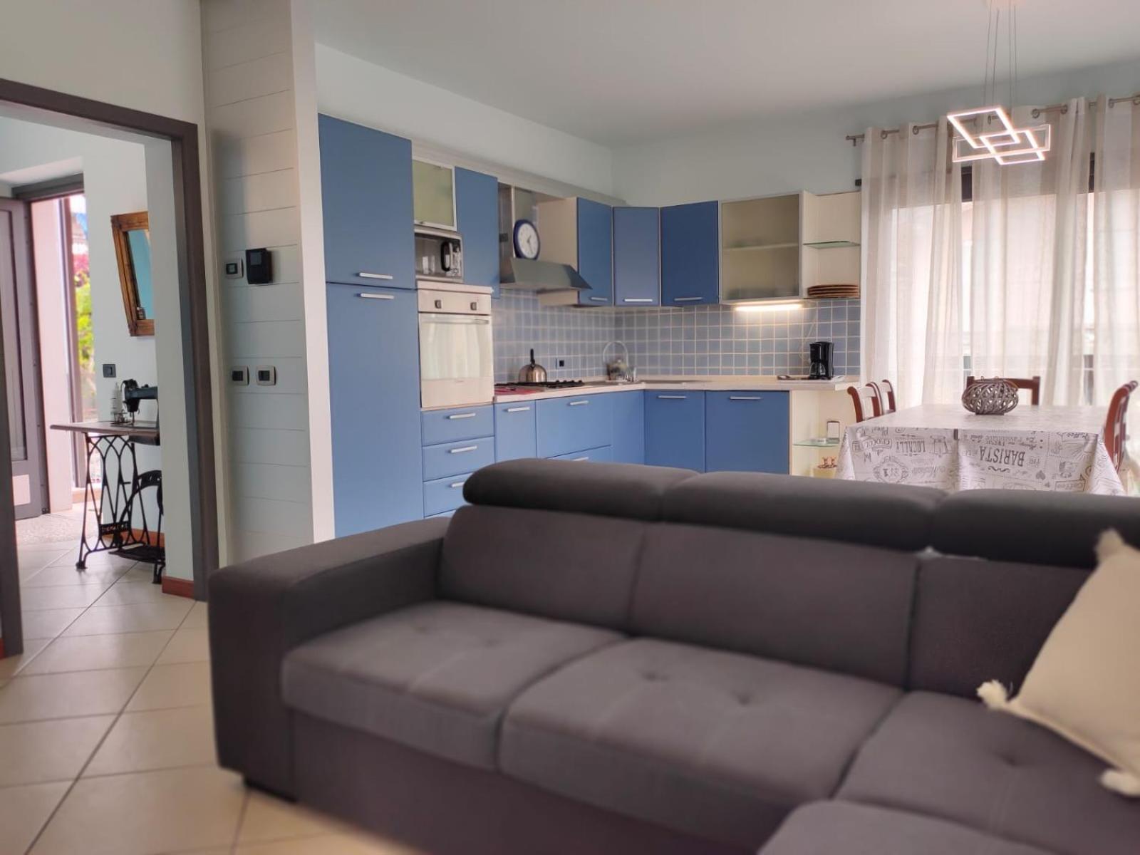 Garda Dreams Apartment Torri Del Benaco Ngoại thất bức ảnh