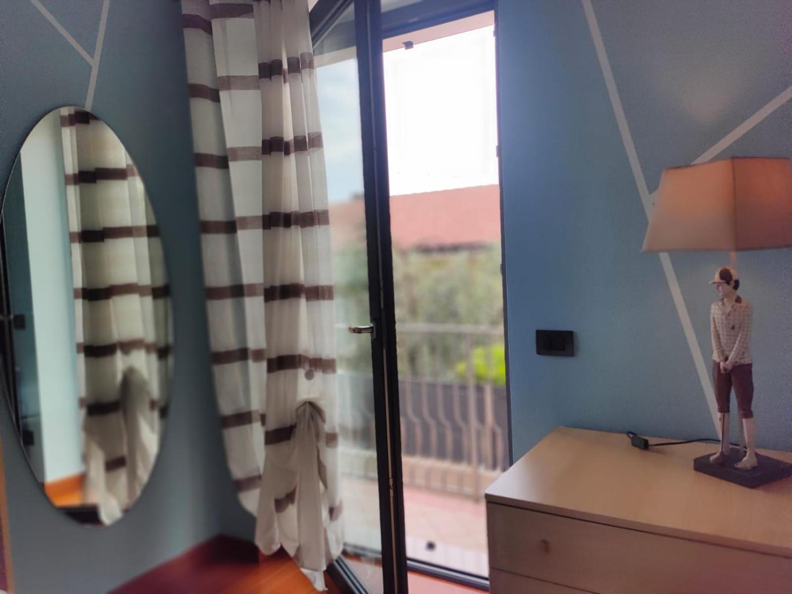 Garda Dreams Apartment Torri Del Benaco Ngoại thất bức ảnh